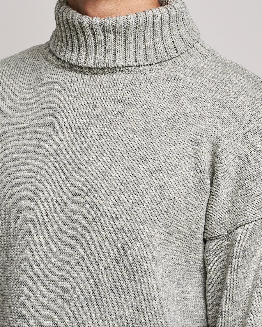 Herren | Pullover | Gloverall | Submariner Chunky Wool Roll Neck Light Grey