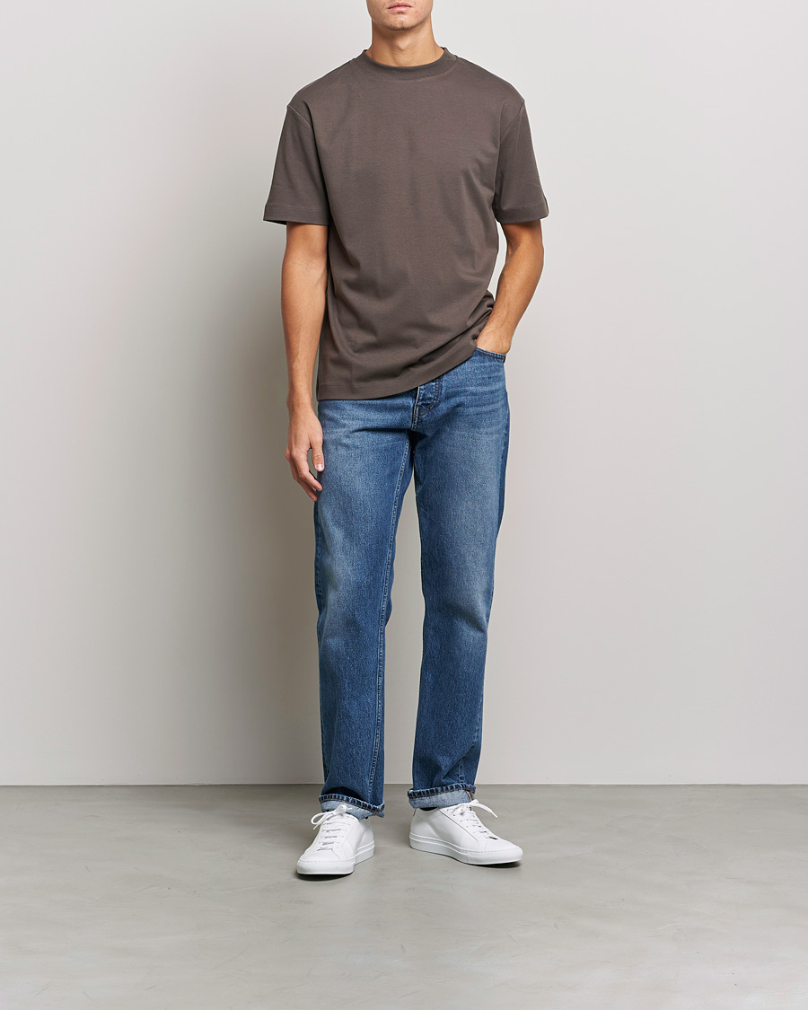 Herren | T-Shirts | Sunspel | Brushed Cotton Mock Neck Tee Dark Walnut