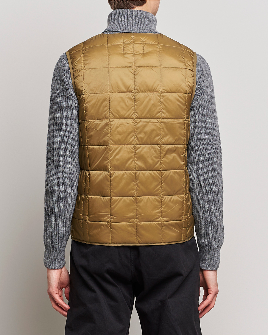 Herren | Jacken | TAION | V-Neck Lightweight Down Vest Beige