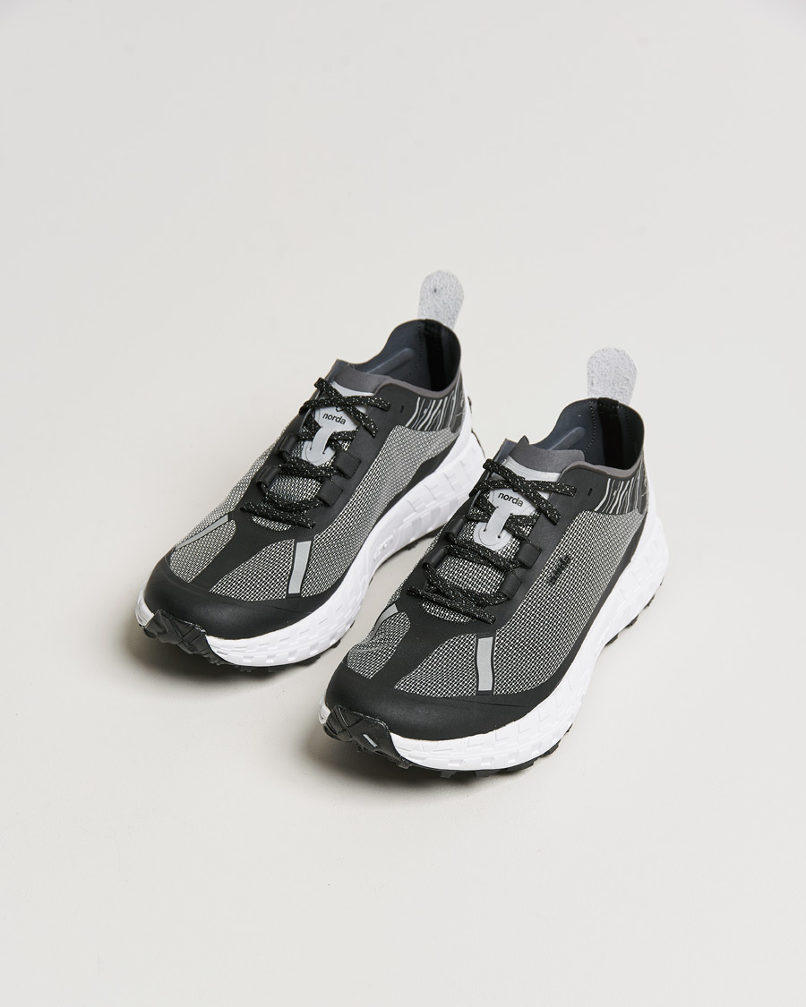 Herren | Active | Norda | 001 Running Sneakers Black/White