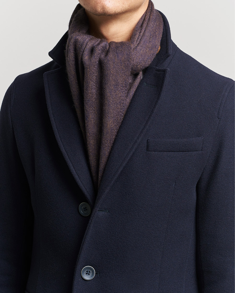 Herren | Begg & Co Arran Reversible Cashmere Scarf Navy/Vicuna | Begg & Co | Arran Reversible Cashmere Scarf Navy/Vicuna