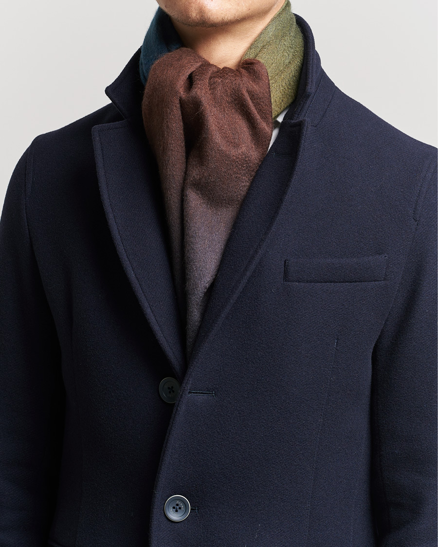 Herren | Begg & Co Nuance Ombre Cashmere Scarf Vermeer | Begg & Co | Nuance Ombre Cashmere Scarf Vermeer