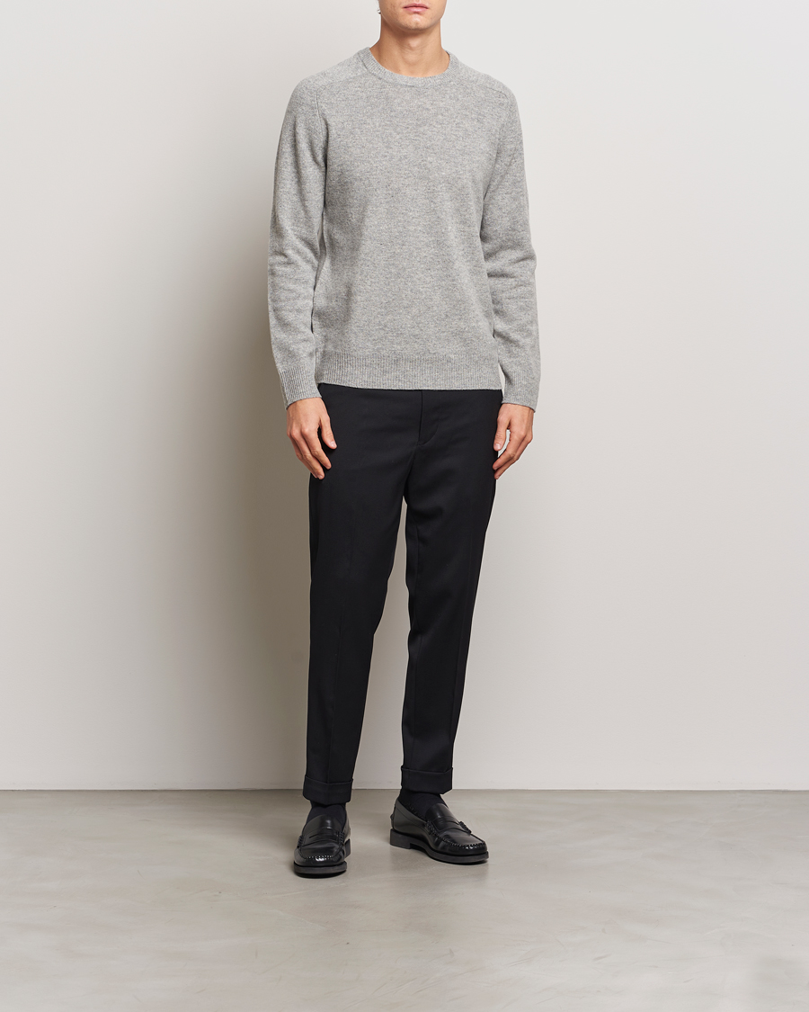 Herren | Pullover | A Day's March | Brodick Lambswool Sweater Grey Melange