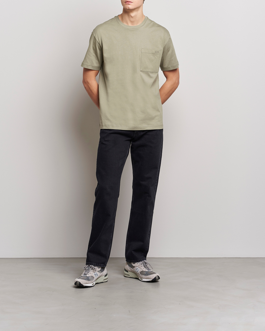 Herren | T-Shirts | A.P.C. | Short Sleeve Pocket T-Shirt Light Olive