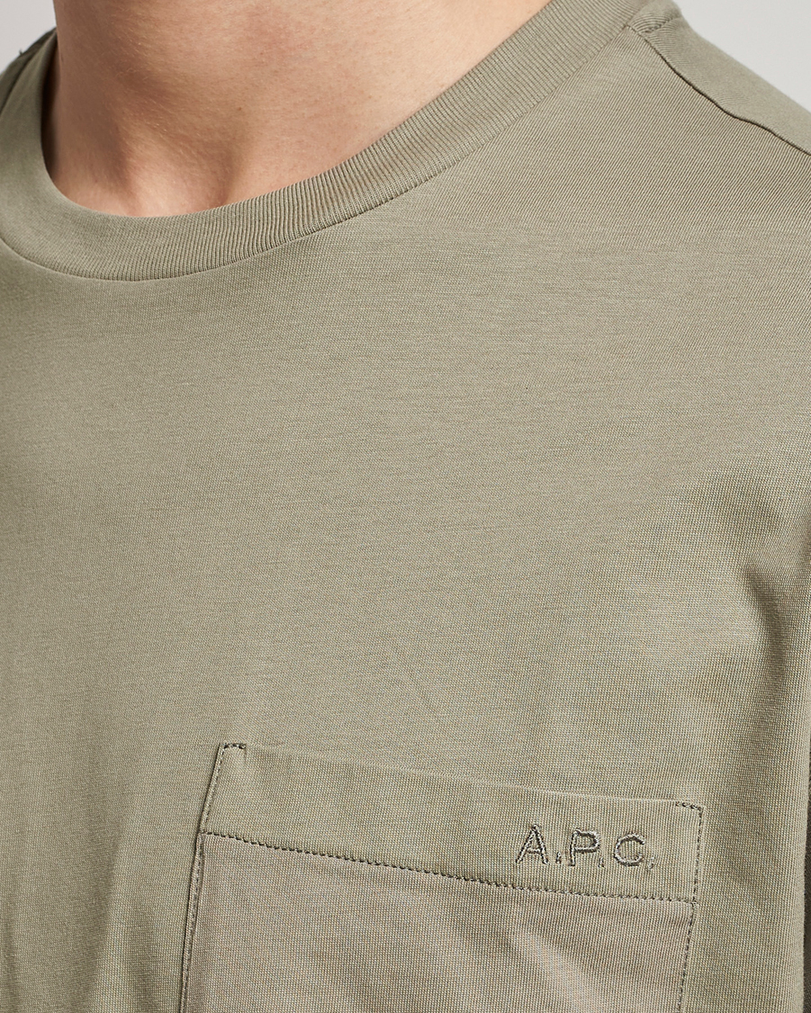 Herren | T-Shirts | A.P.C. | Short Sleeve Pocket T-Shirt Light Olive