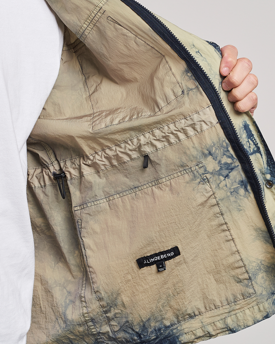 Herren | Jacken | J.Lindeberg | Hayes Tie Dye Recycled Nylon Field Jacket Aloe