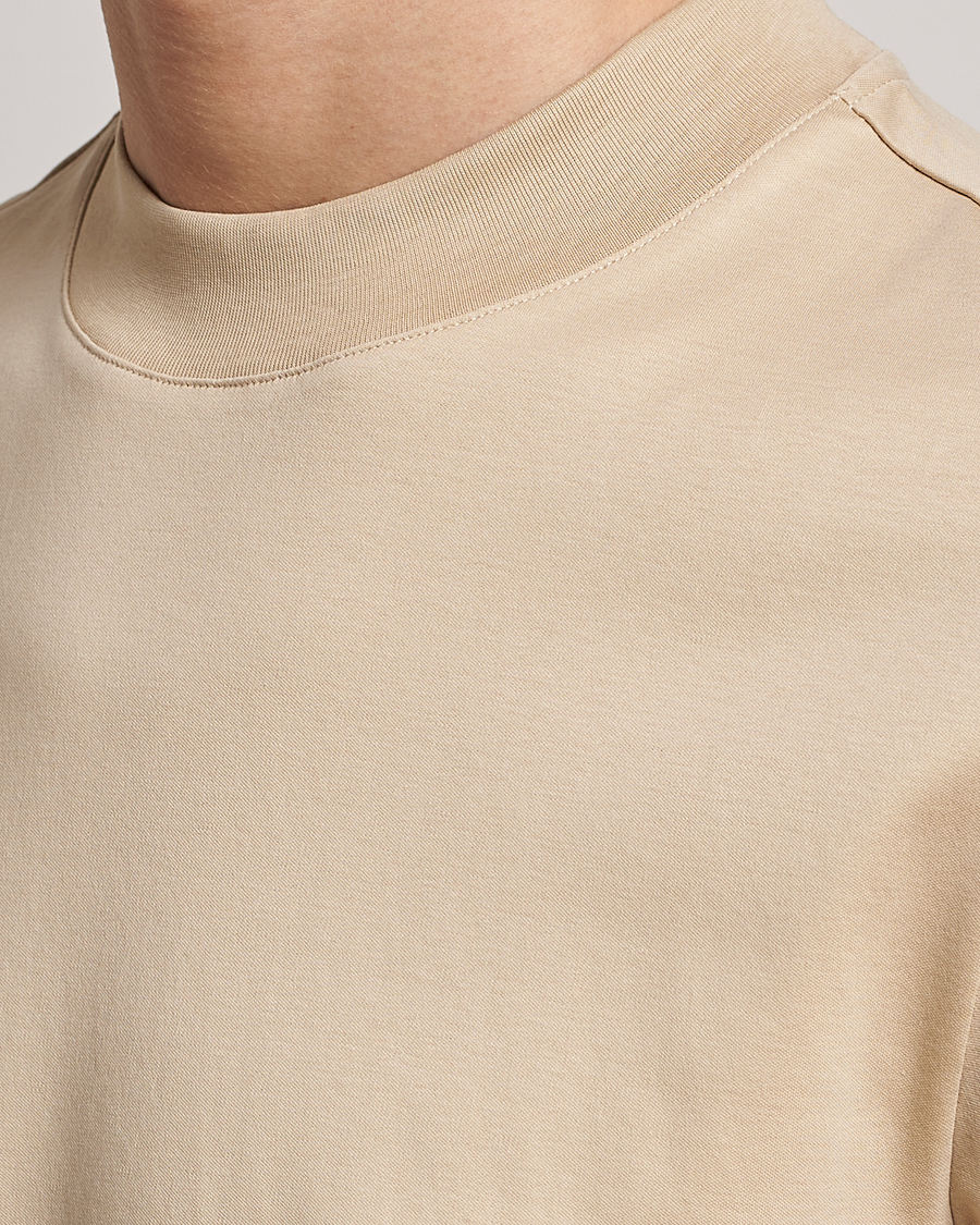 Herren | T-Shirts | J.Lindeberg | Ace Mock Neck Mercerized Cotton T-Shirt Safari Beige
