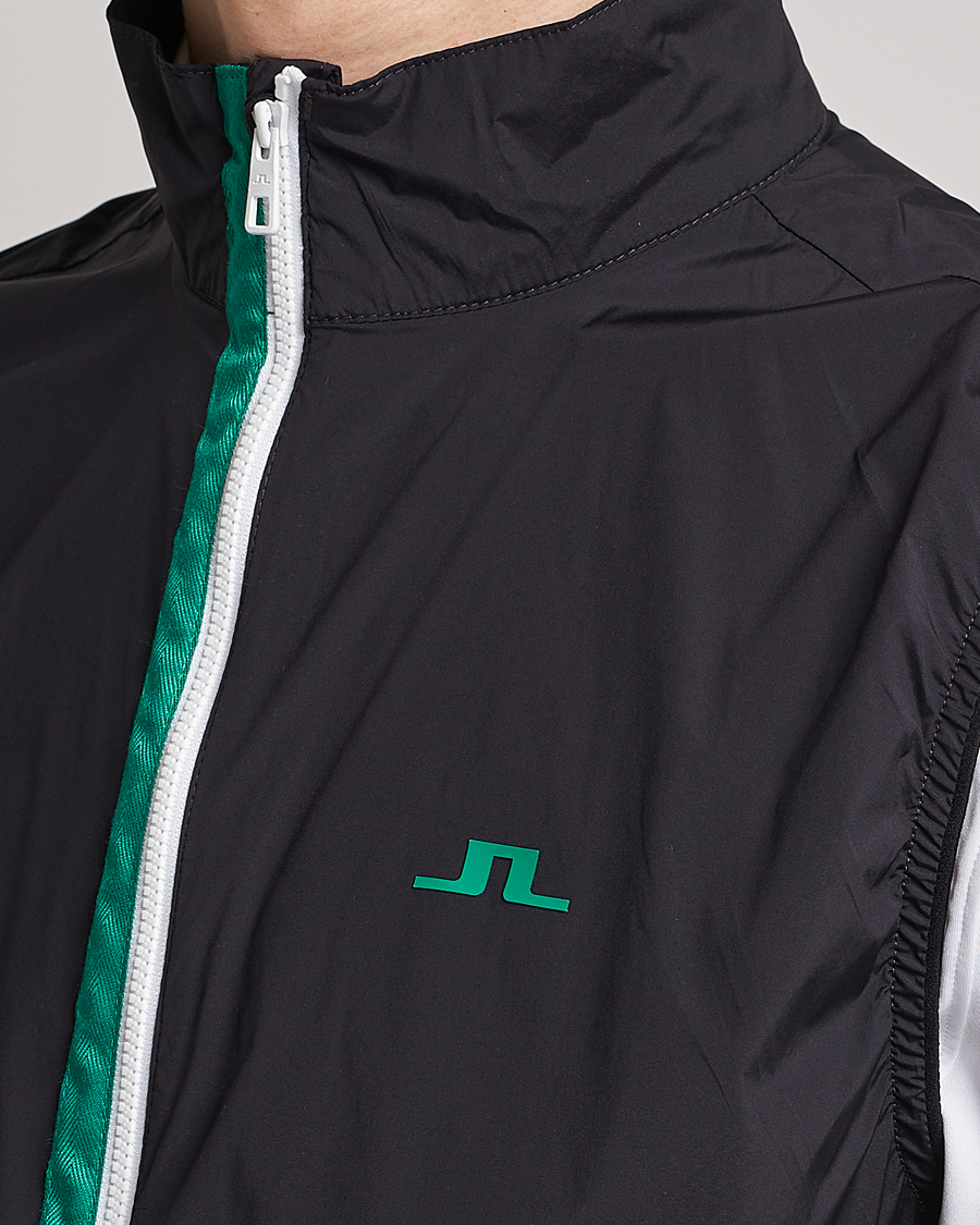 Herren | Westen | J.Lindeberg | Ash Light Packable Vest Rain Forest