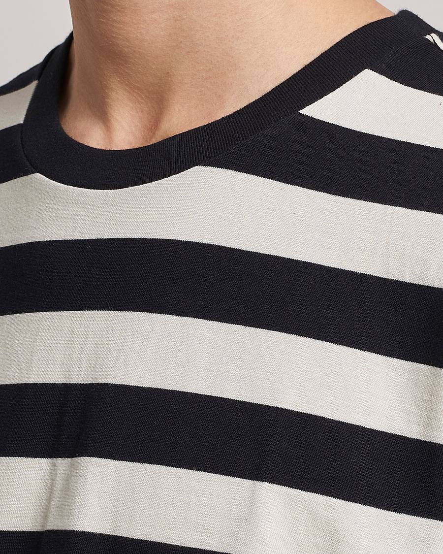 Herren | T-Shirts | Nudie Jeans | Uno Blockstripe Crew Neck T-Shirt Off White/Black