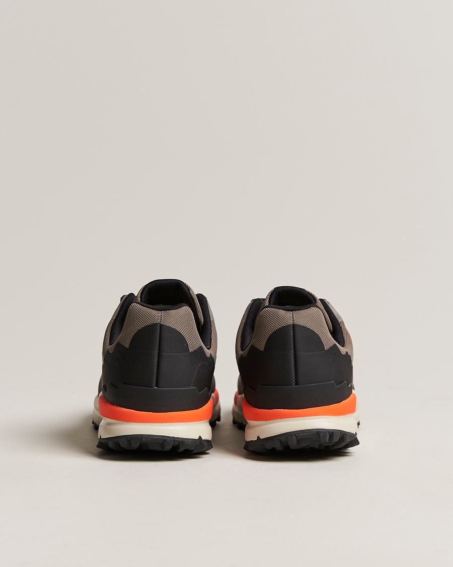 Herren | Veja Fitz Roy Hiking Sneaker Basalte Black | Veja | Fitz Roy Hiking Sneaker Basalte Black
