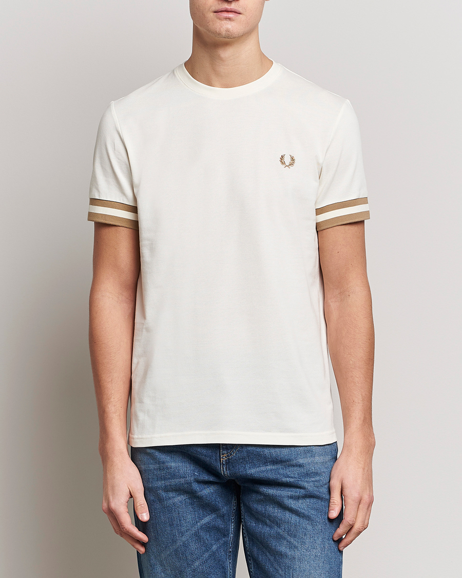 Herren | T-Shirts | Fred Perry | Boled Tipped Pique T-Shirt Ecru