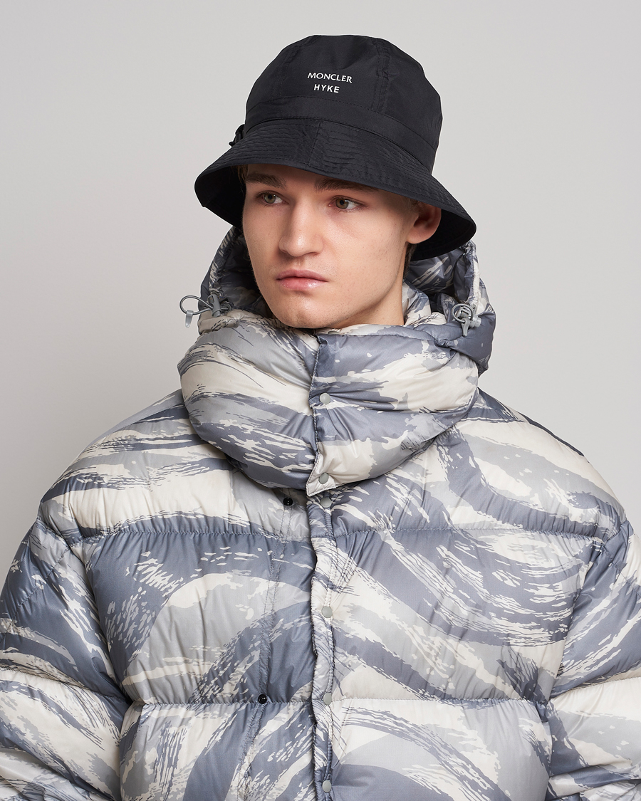 Herren | 4 Moncler Hyke Bucket Hat Black | Moncler Genius | 4 Moncler Hyke Bucket Hat Black