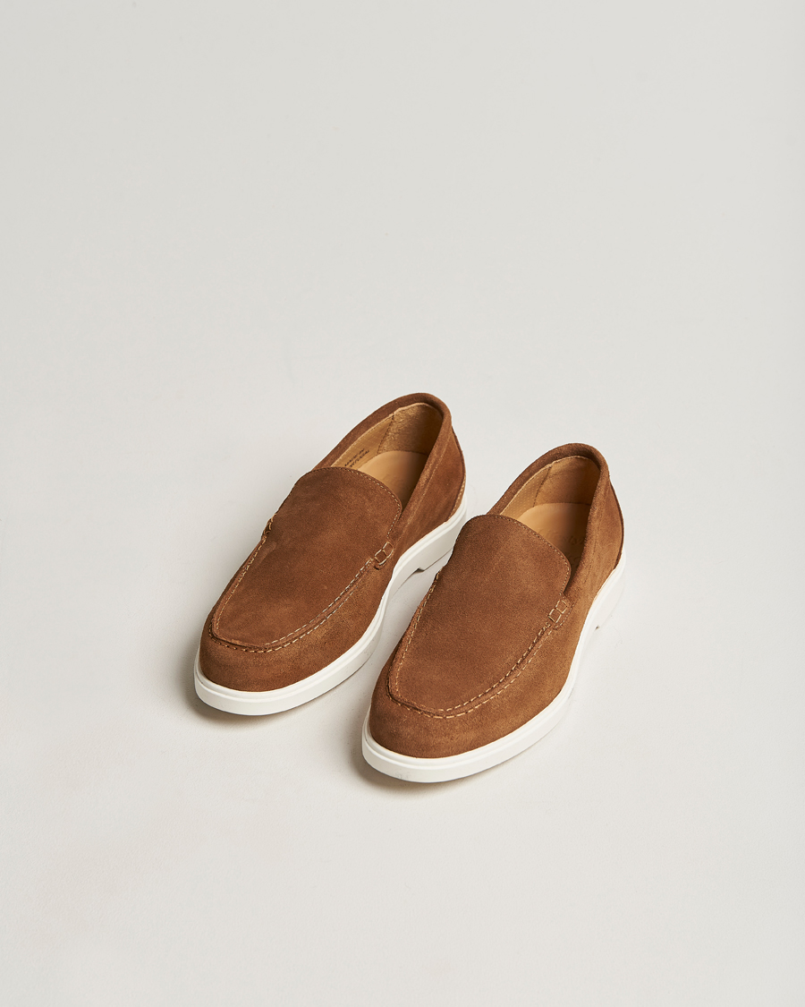 Herren | Handgefertigte Schuhe | Loake 1880 | Tuscany Suede Loafer Chestnut