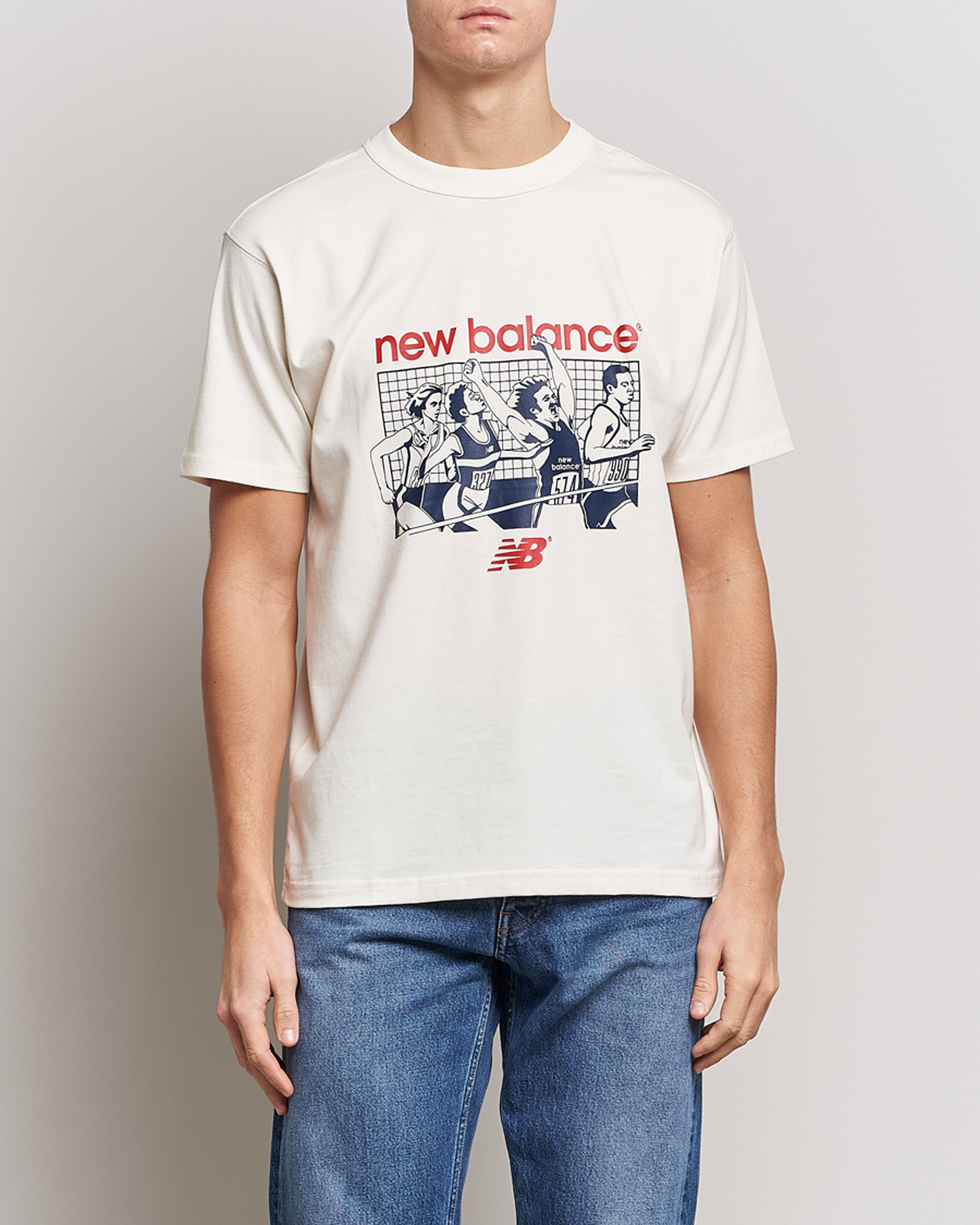 Herren | T-Shirts | New Balance | Athletics 90s Graphic T-Shirt Greige
