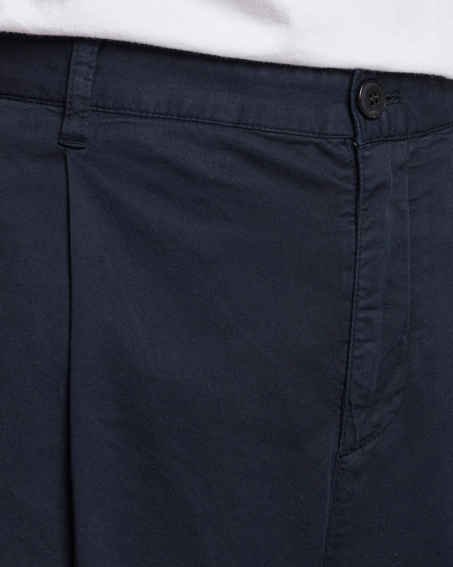 Herren | Hosen | Sunspel | Pleated Stretch Cotton Twill Chino Navy