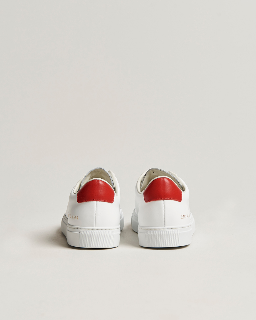 Herren | Common Projects Retro Low Suede Sneaker White/Red | Common Projects | Retro Low Suede Sneaker White/Red