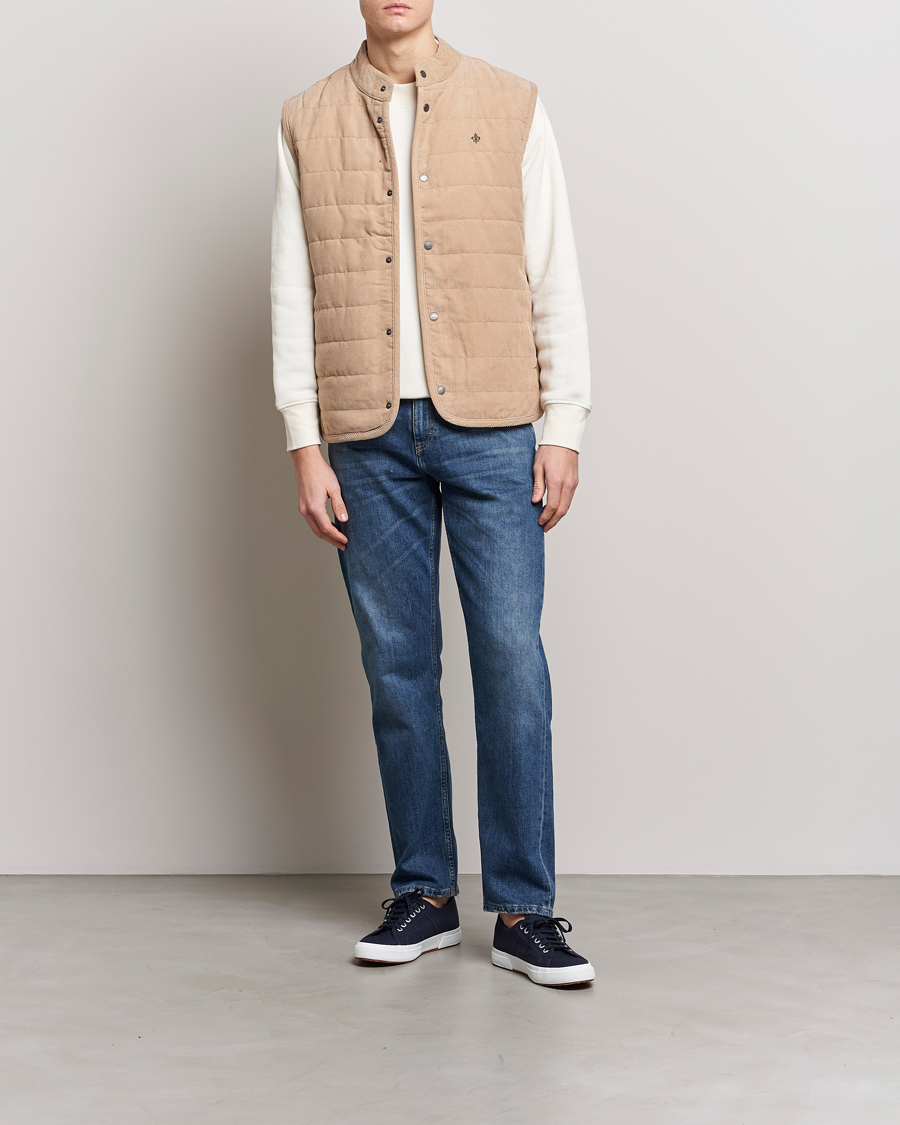 Herren | Westen | Morris | Woburn Baby Cord Vest Beige