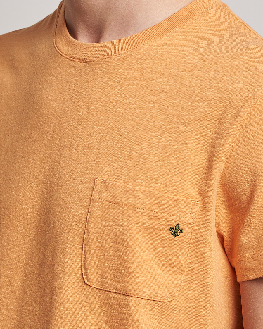 Herren | T-Shirts | Morris | Lily Slub Pocket Crew Neck Tee Orange