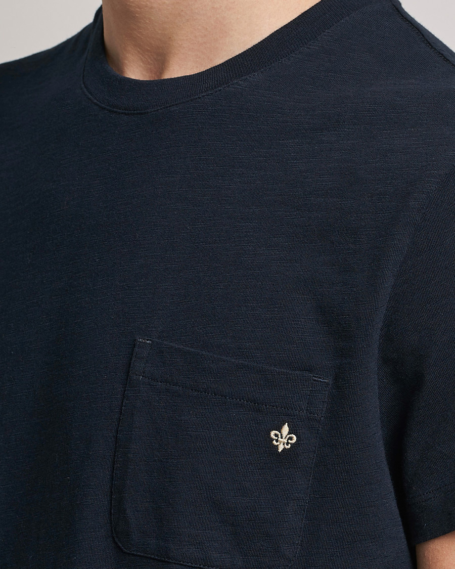 Herren | T-Shirts | Morris | Lily Slub Pocket Crew Neck Tee Navy