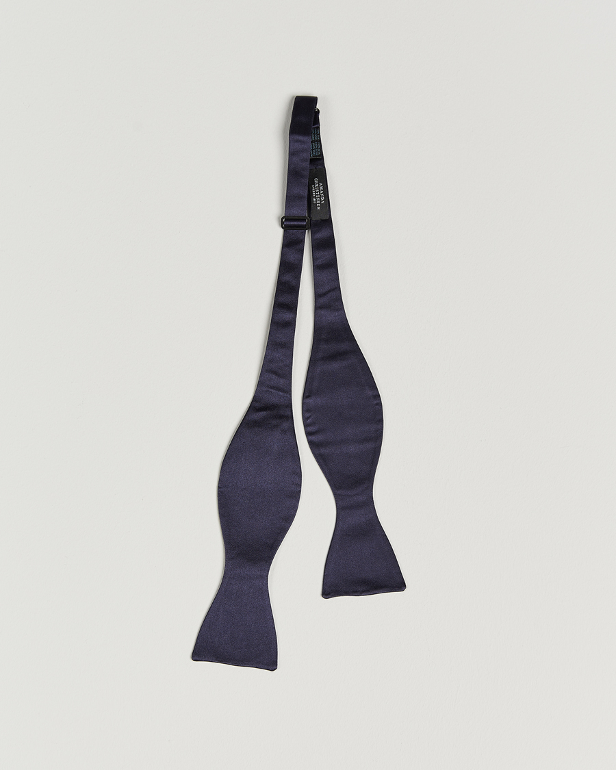 Herren | Amanda Christensen Self Tie Silk Ceremony Navy | Amanda Christensen | Self Tie Silk Ceremony Navy