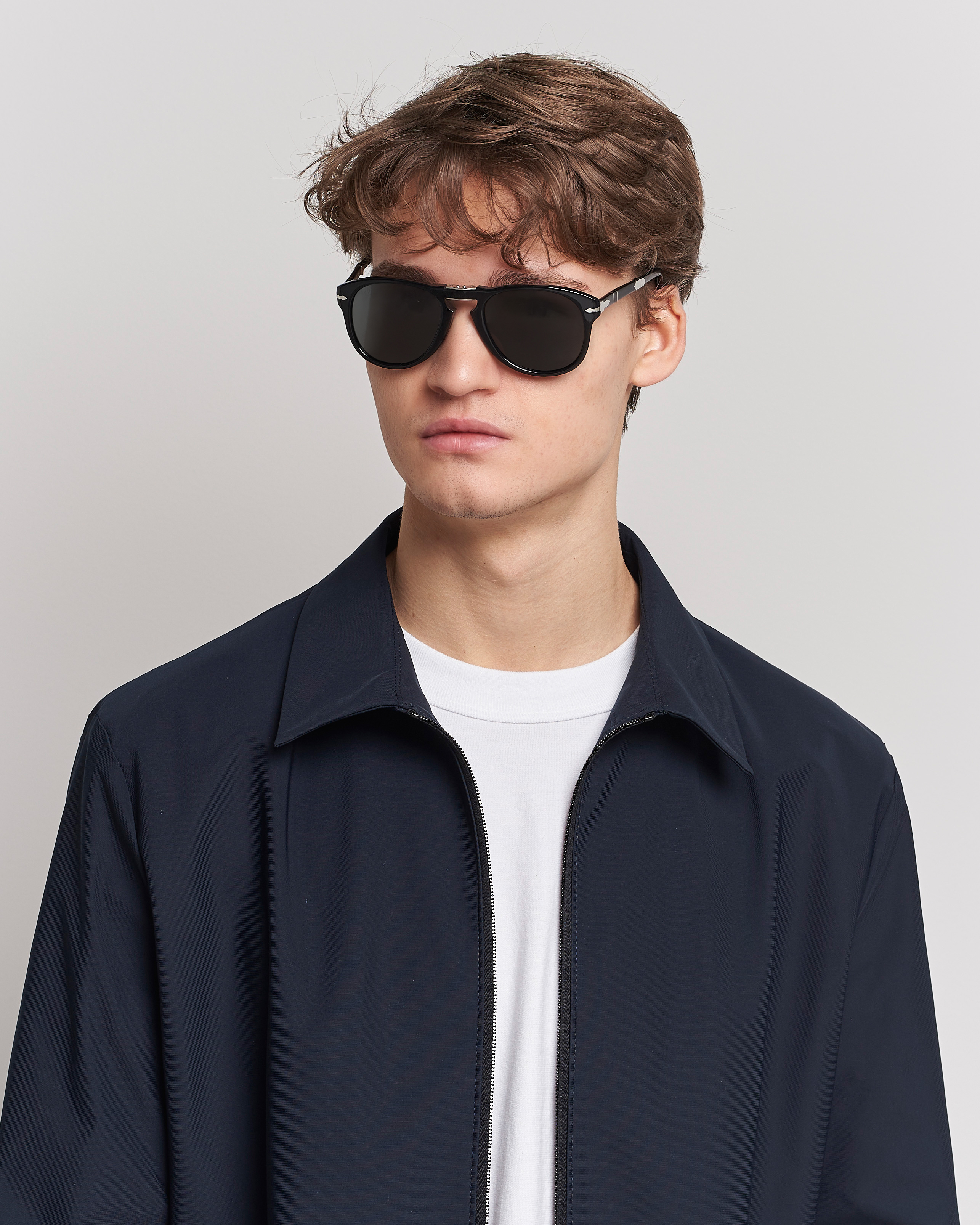 Herren | Persol 0PO0714 Steve McQueen Sunglasses Black | Persol | 0PO0714 Steve McQueen Sunglasses Black