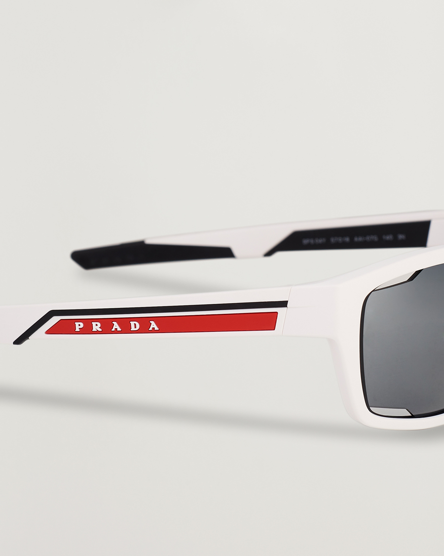 Herren | Prada Linea Rossa 0PS 04YS Sunglasses White | Prada Linea Rossa | 0PS 04YS Sunglasses White