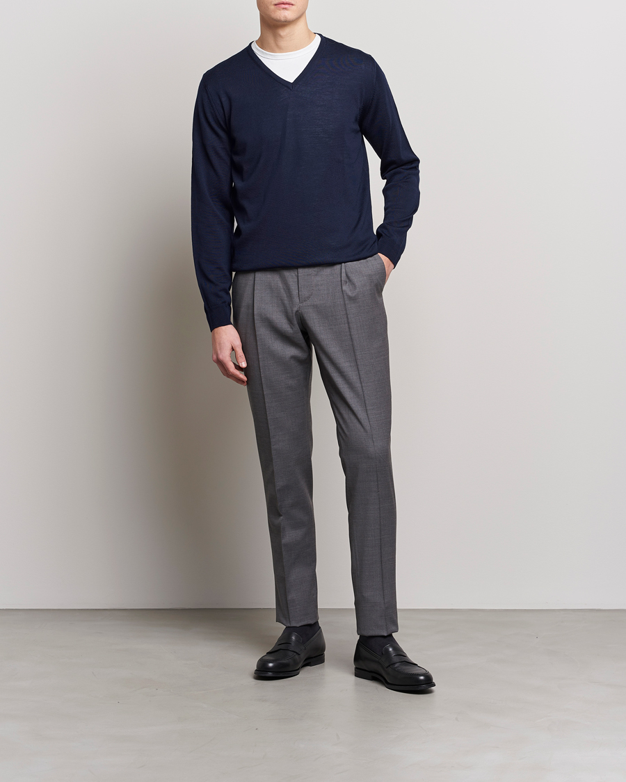 Herren | Pullover | Stenströms | Merino Patch V-Neck Navy/Light Grey