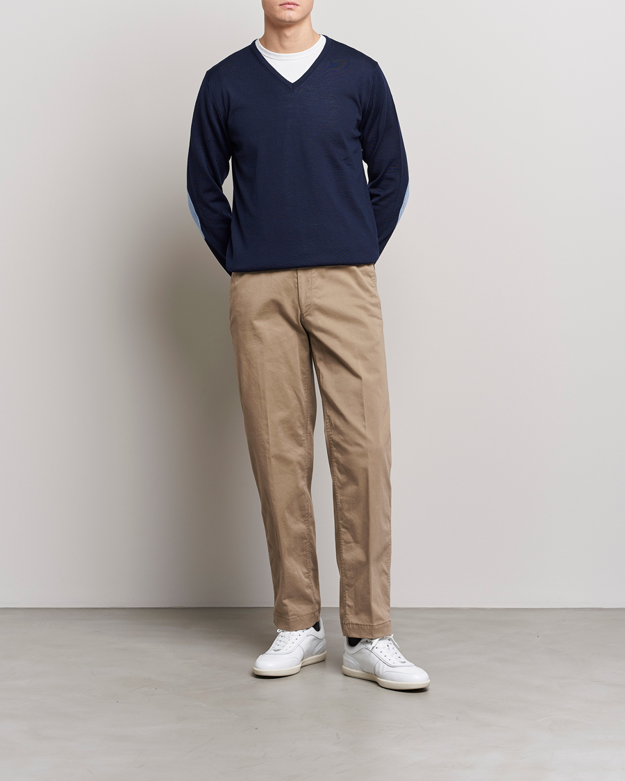 Herren | Pullover | Stenströms | Merino Patch V-Neck Navy/Light Blue