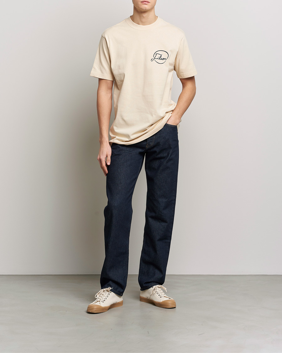 Herren | T-Shirts | Filson | Pioneer Graphic T-Shirt Stone