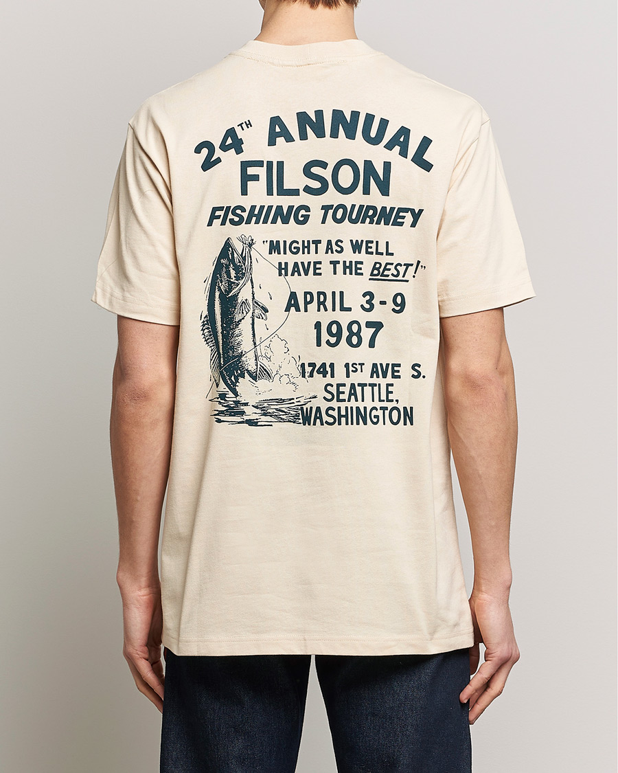 Herren | T-Shirts | Filson | Pioneer Graphic T-Shirt Stone