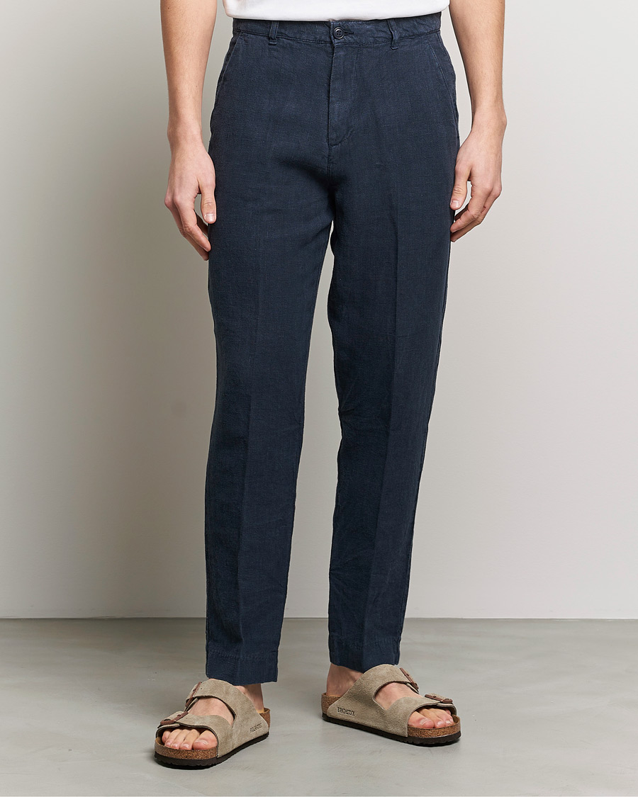 Herren | Hosen | A Day's March | Madu Linen Trouser Navy