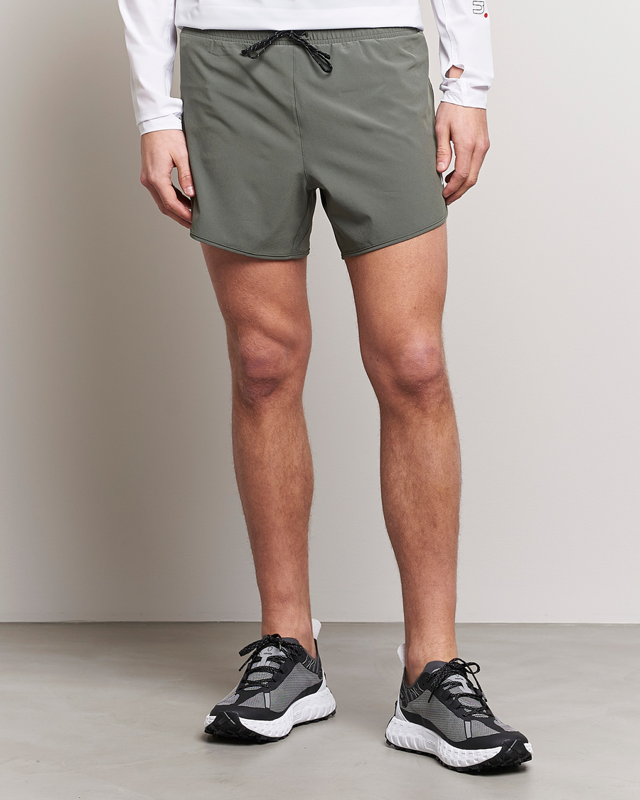 Herren | Shorts | District Vision | Spino Training Shorts Sage