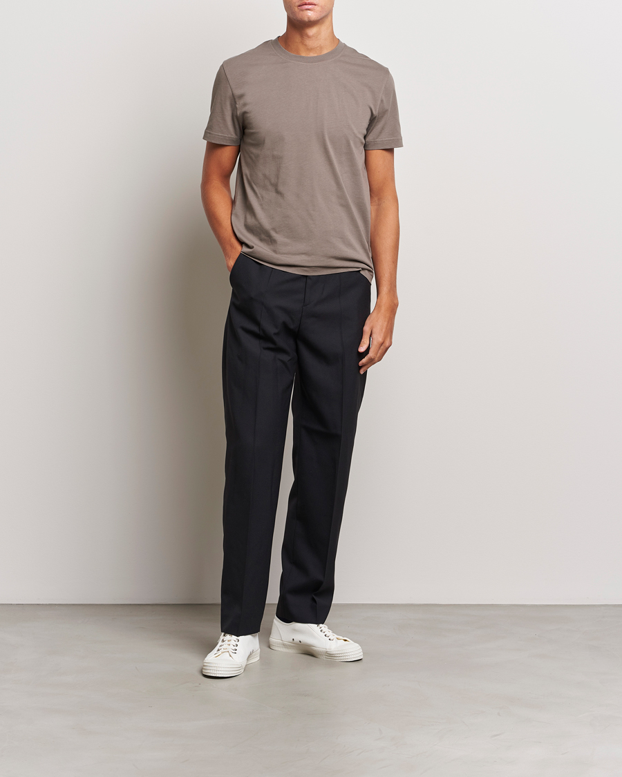 Herren | T-Shirts | Tiger of Sweden | Dillan Crew Neck T-Shirt Dark Stone