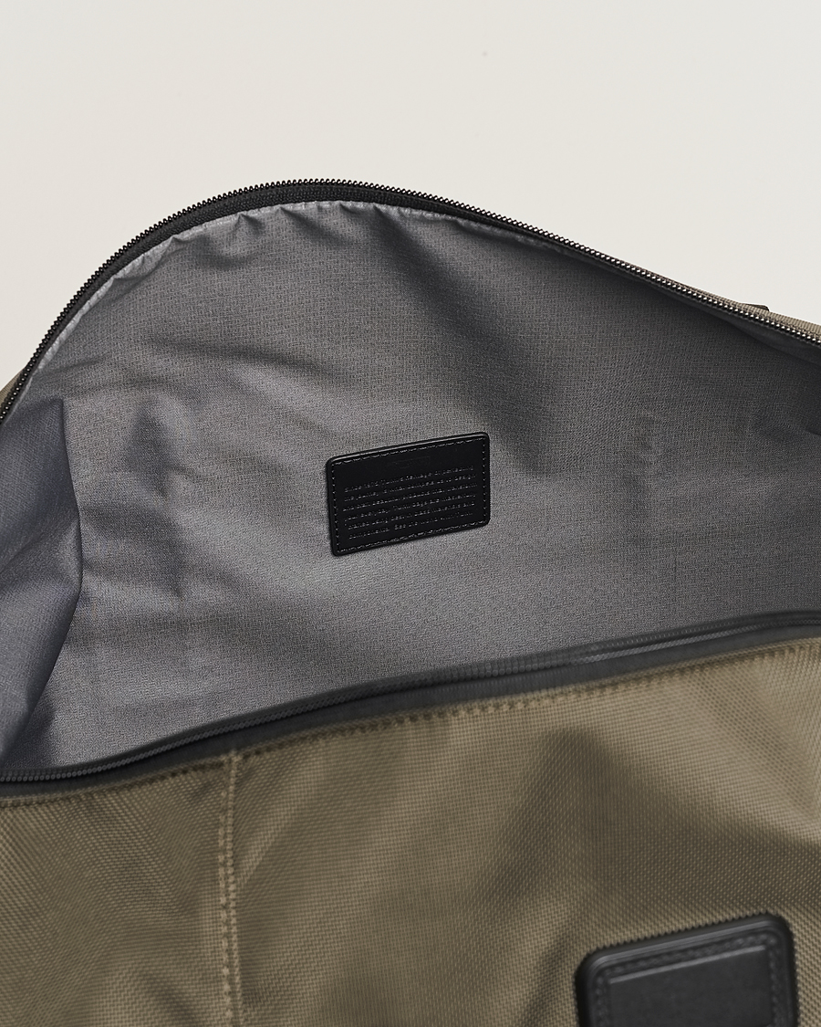 Herren | TUMI Alpha 3 Double Expansion Satchel Olive Night | TUMI | Alpha 3 Double Expansion Satchel Olive Night