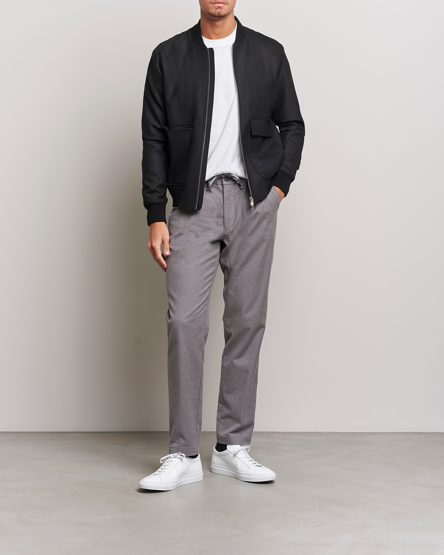 Herren | Hosen | BOSS BLACK | Kane Pleated Drawstring Trousers Silver