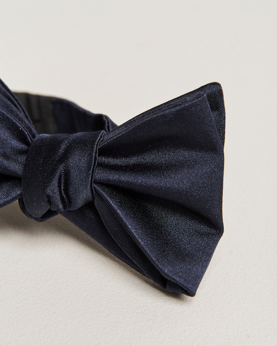 Herren | E. Marinella Silk Bow Tie Navy Satin | E. Marinella | Silk Bow Tie Navy Satin