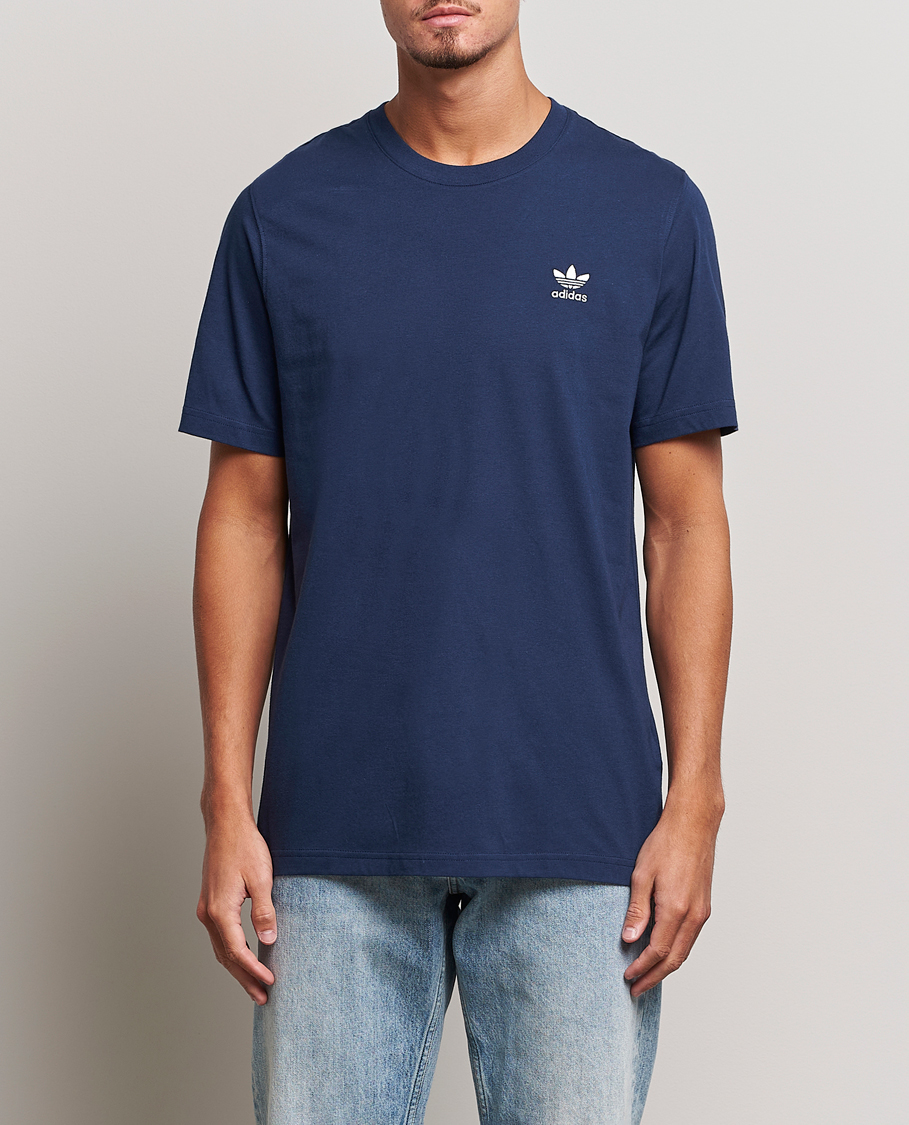 Herren | T-Shirts | adidas Originals | Essential Crew Neck T-Shirt Nindig