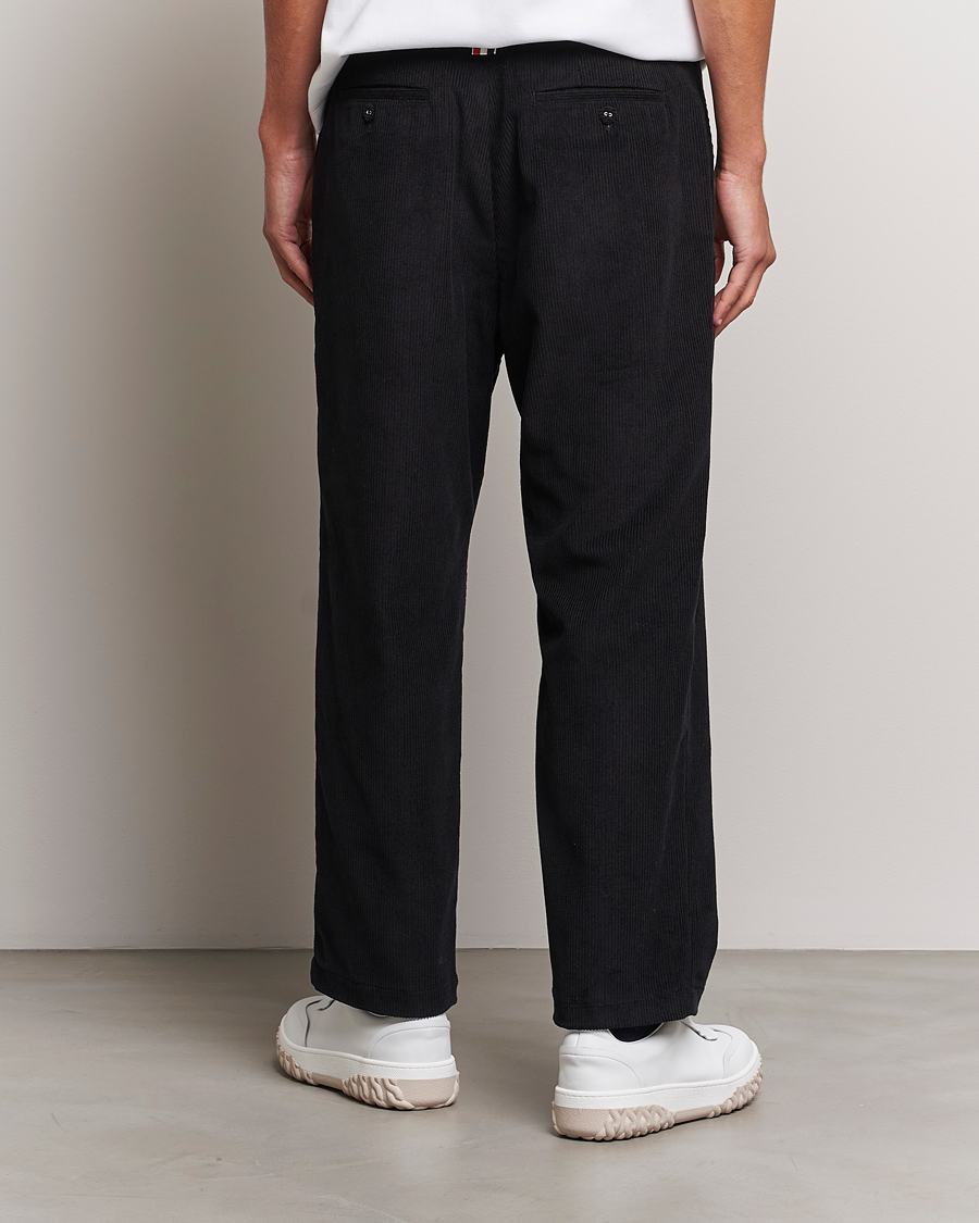 Herren | Hosen | Thom Browne | Straight Cropped Corduroy Trousers Black