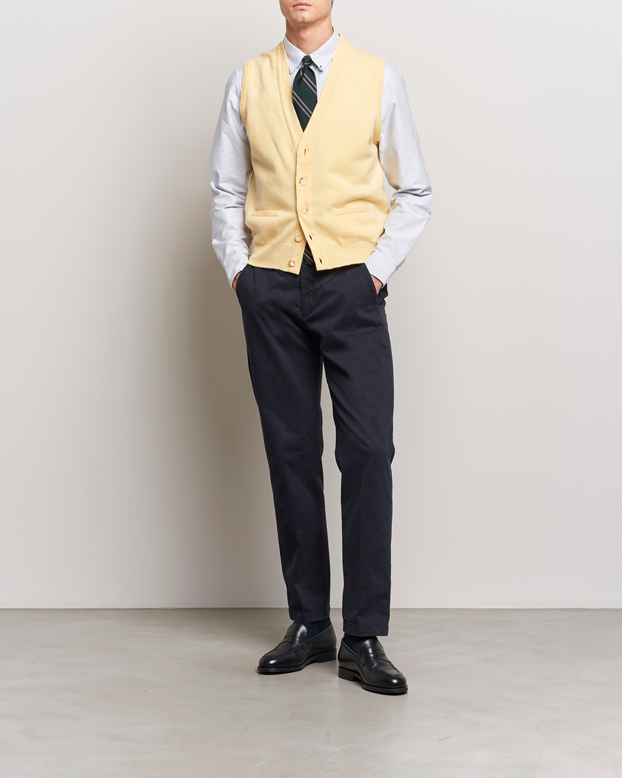 Herren | Pullover | Drake's | Lambswool Vest Cardigan Yellow