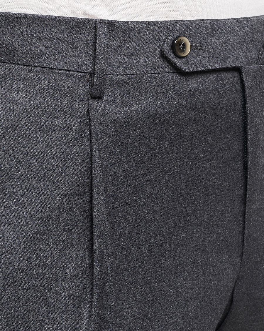 Herren | Hosen | PT01 | Slim Fit Pleated Flannel Trousers Dark Grey