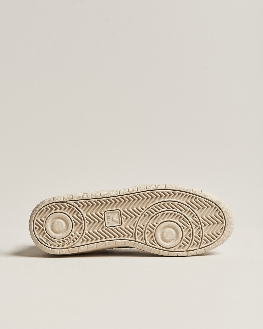 Herren | Veja V-10 Vegan Leather Sneaker White/Black | Veja | V-10 Vegan Leather Sneaker White/Black