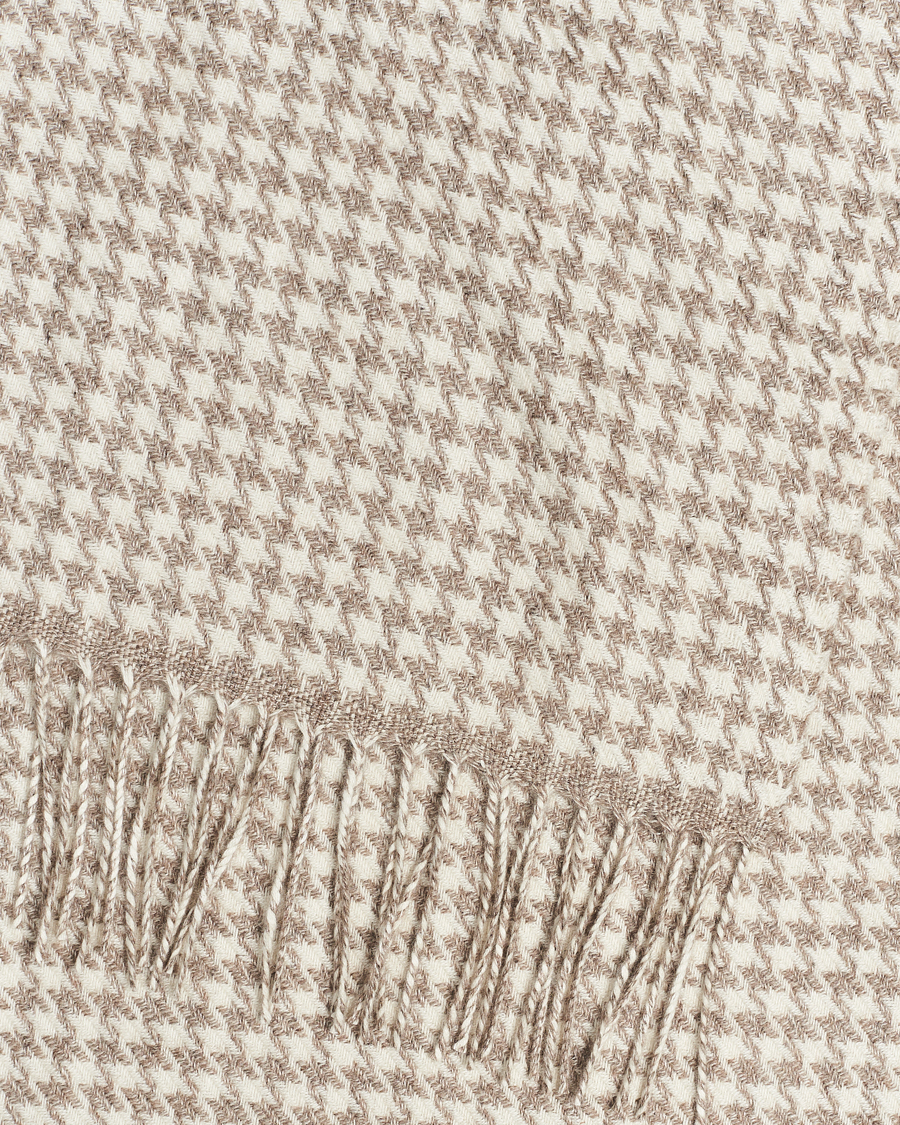Herren | Piacenza Cashmere Cashmere/Silk Houndstooth Scarf Beige | Piacenza Cashmere | Cashmere/Silk Houndstooth Scarf Beige
