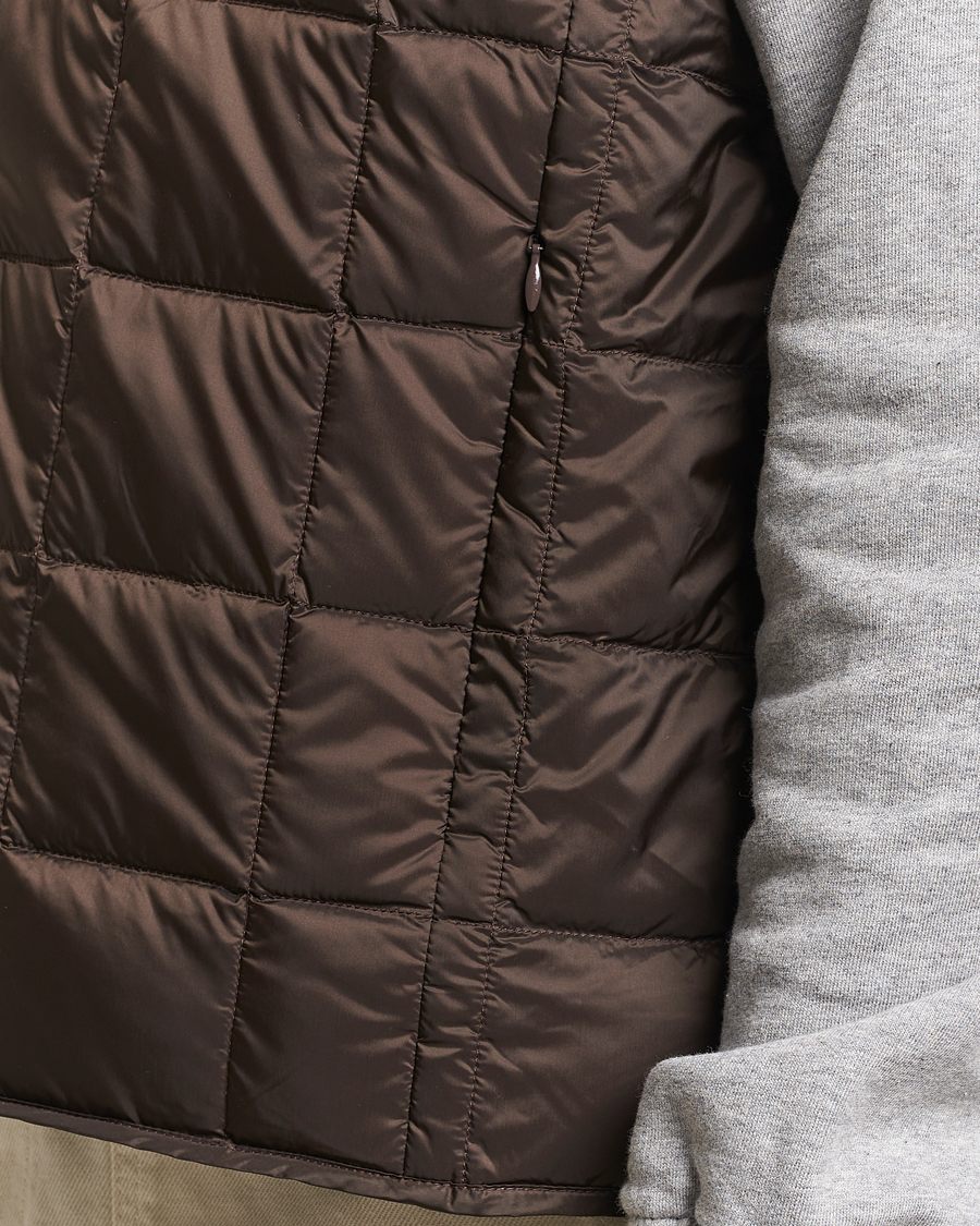 Herren | Jacken | TAION | V-Neck Lightweight Down Vest Dark Choco