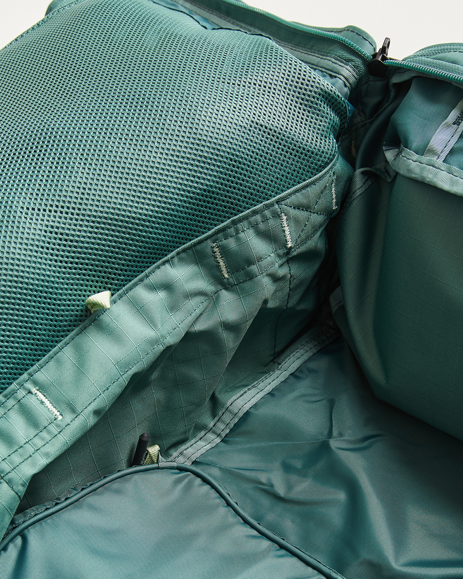 Herren | The North Face Base Camp Voyager 32L Dark Sage | The North Face | Base Camp Voyager 32L Dark Sage