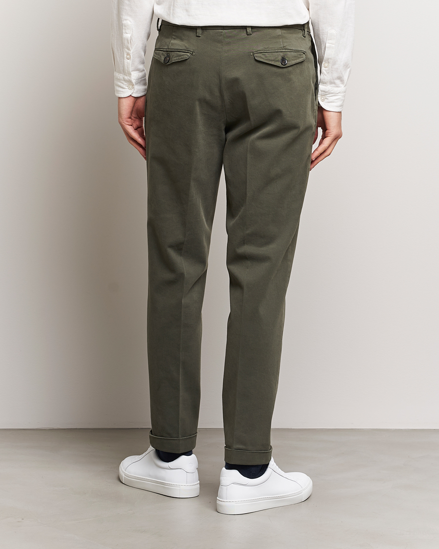 Herren | Hosen | Briglia 1949 | Easy Fit Pleated Cotton Stretch Chino Military