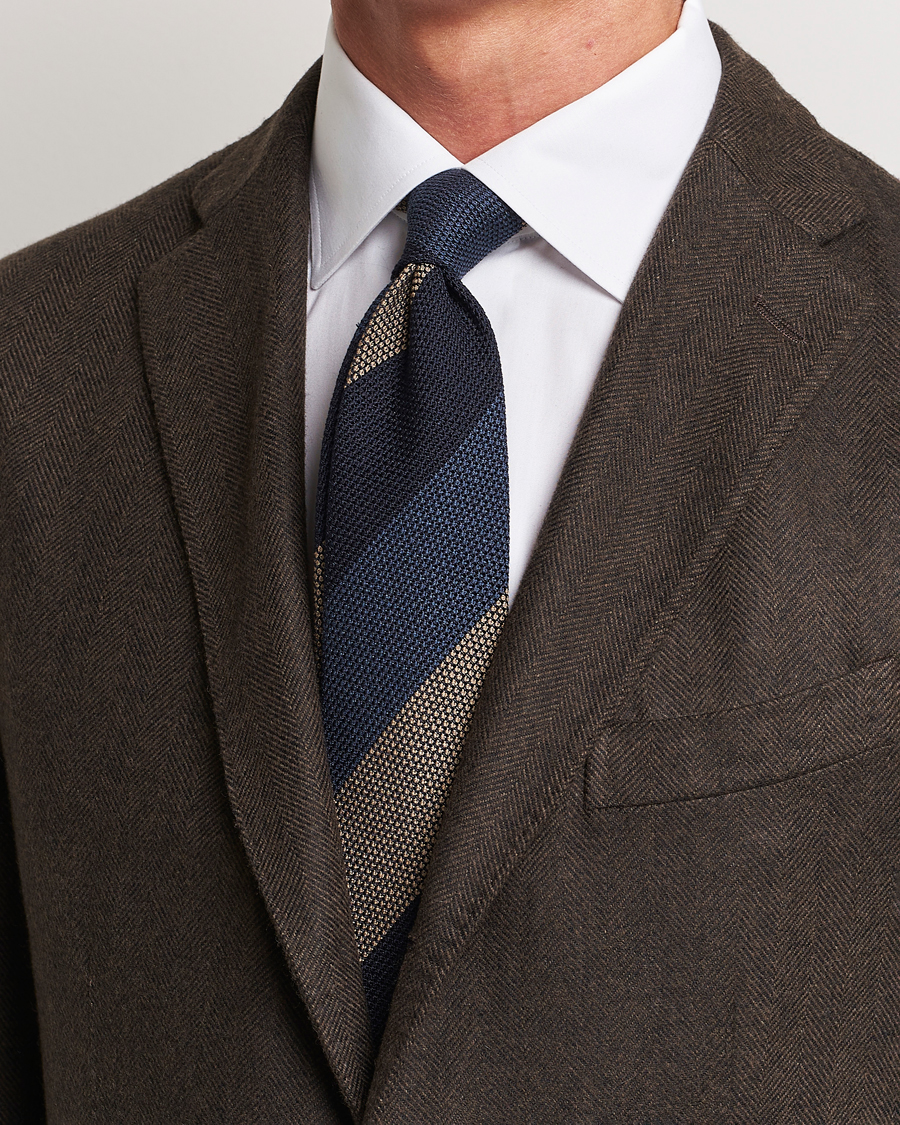 Herren | Amanda Christensen Silk Grenadine 8cm Block Striped Tie Navy/Blue/Beige | Amanda Christensen | Silk Grenadine 8cm Block Striped Tie Navy/Blue/Beige