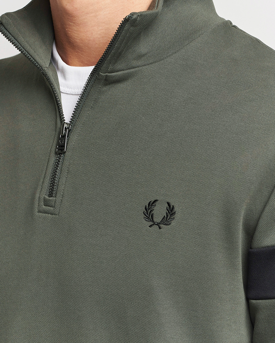 Herren | Pullover | Fred Perry | Tipped Sleeve Half Zip Sweatshirt Field Green