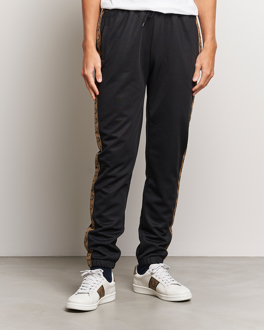 Herren | Hosen | Fred Perry | Taped Track Pants Black