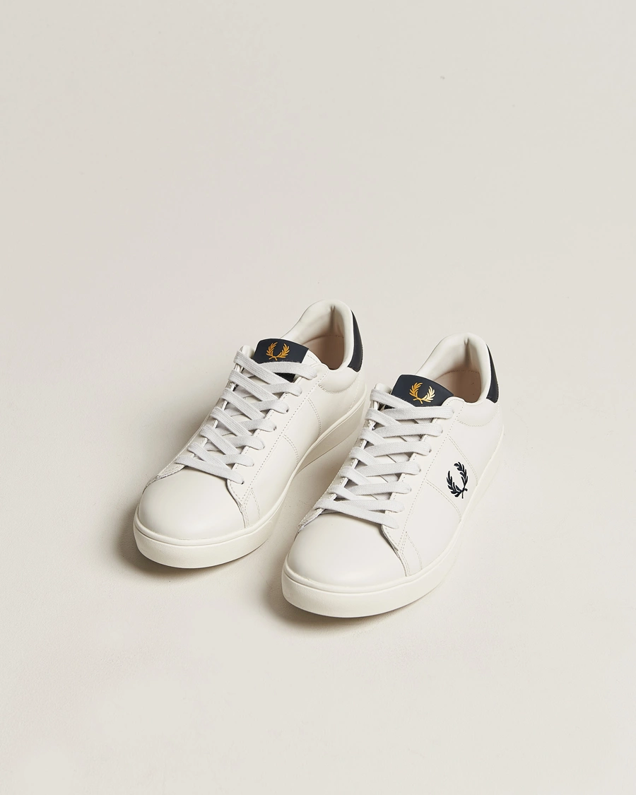 Herren | Weiße Sneakers | Fred Perry | Spencer Leather Sneakers Porcelain/Navy