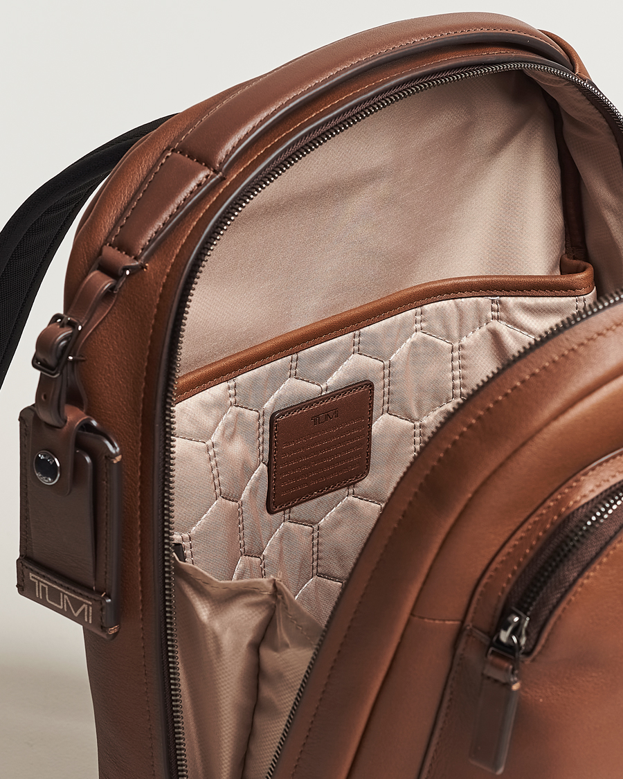 Herren | Taschen | TUMI | Harrison Bradner Leather Backpack Cognac